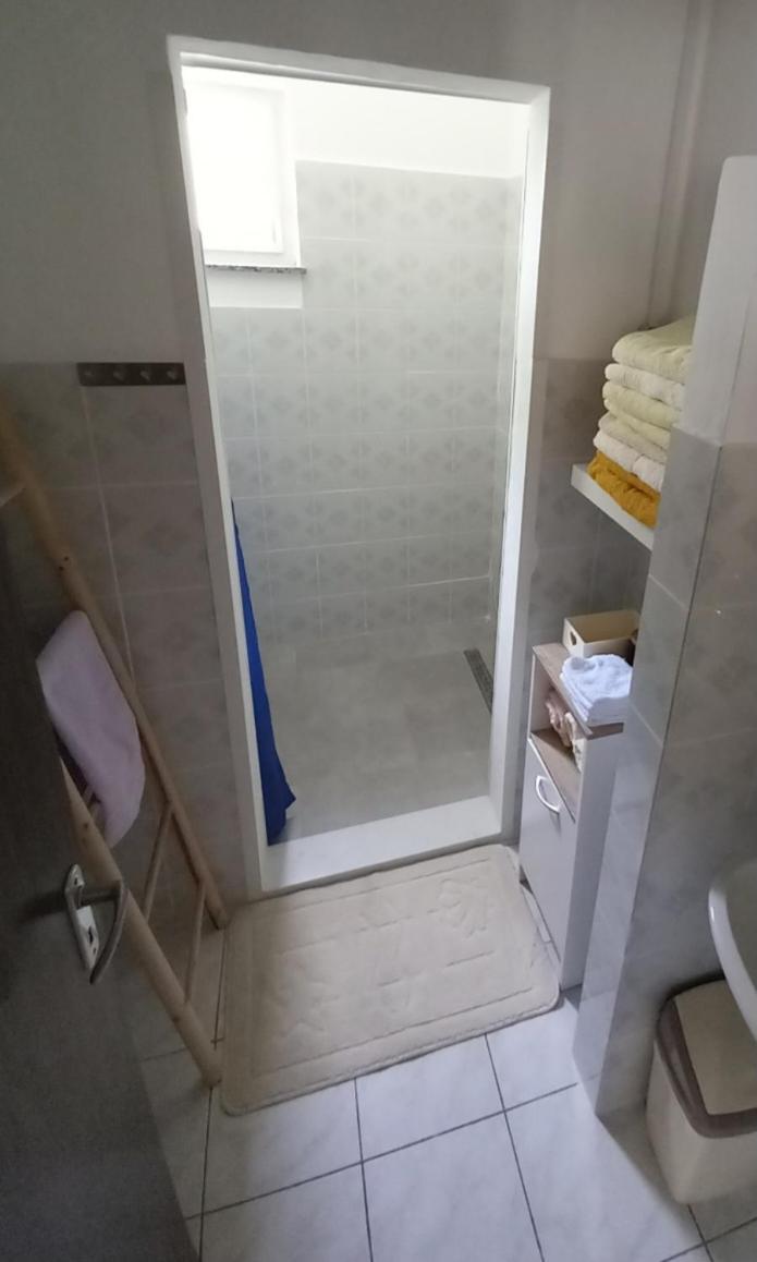 Apartment T&L วีร์ ภายนอก รูปภาพ